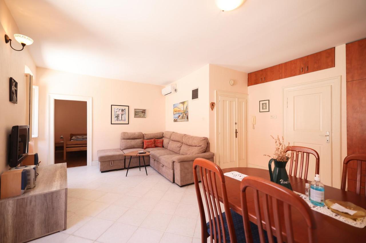 Two Bedroom Apartment In City Center Igor Zadar Zewnętrze zdjęcie