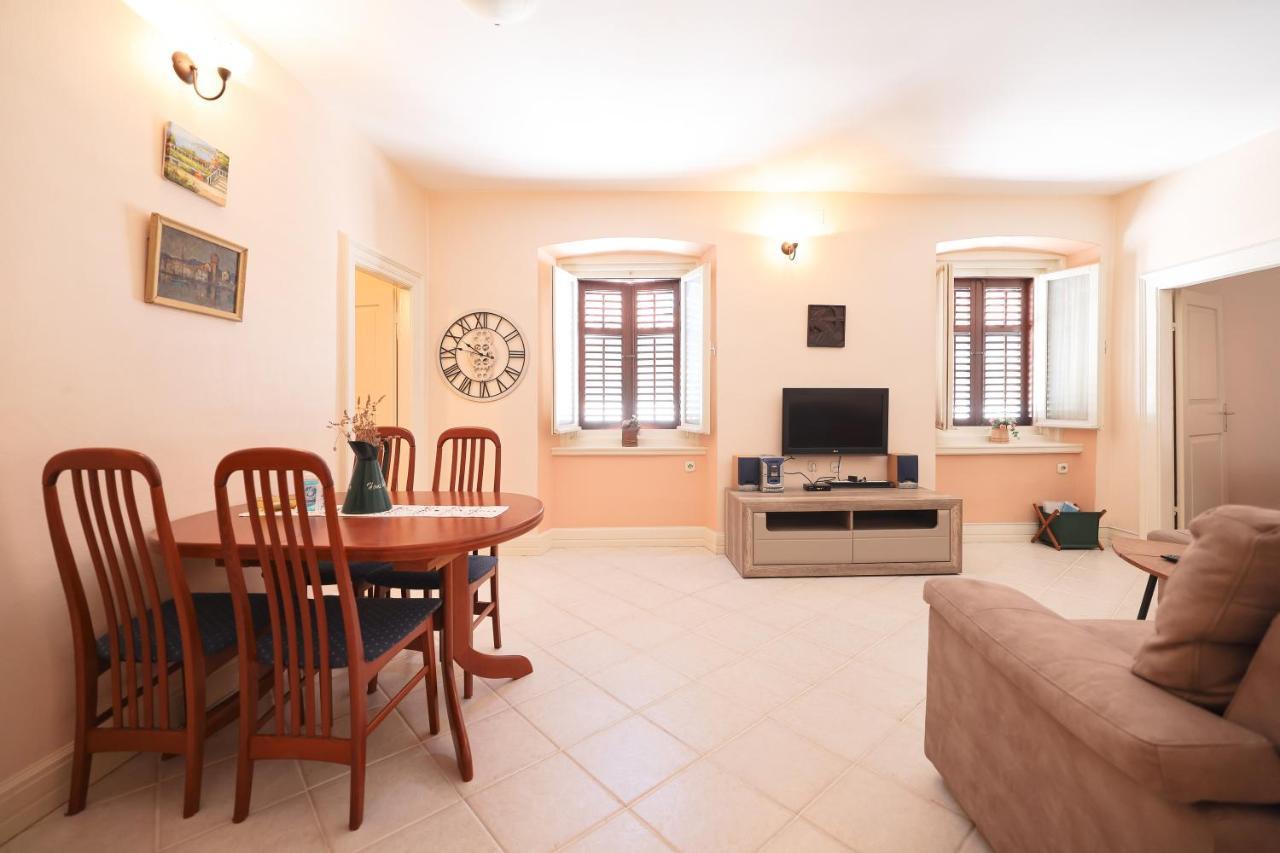 Two Bedroom Apartment In City Center Igor Zadar Zewnętrze zdjęcie