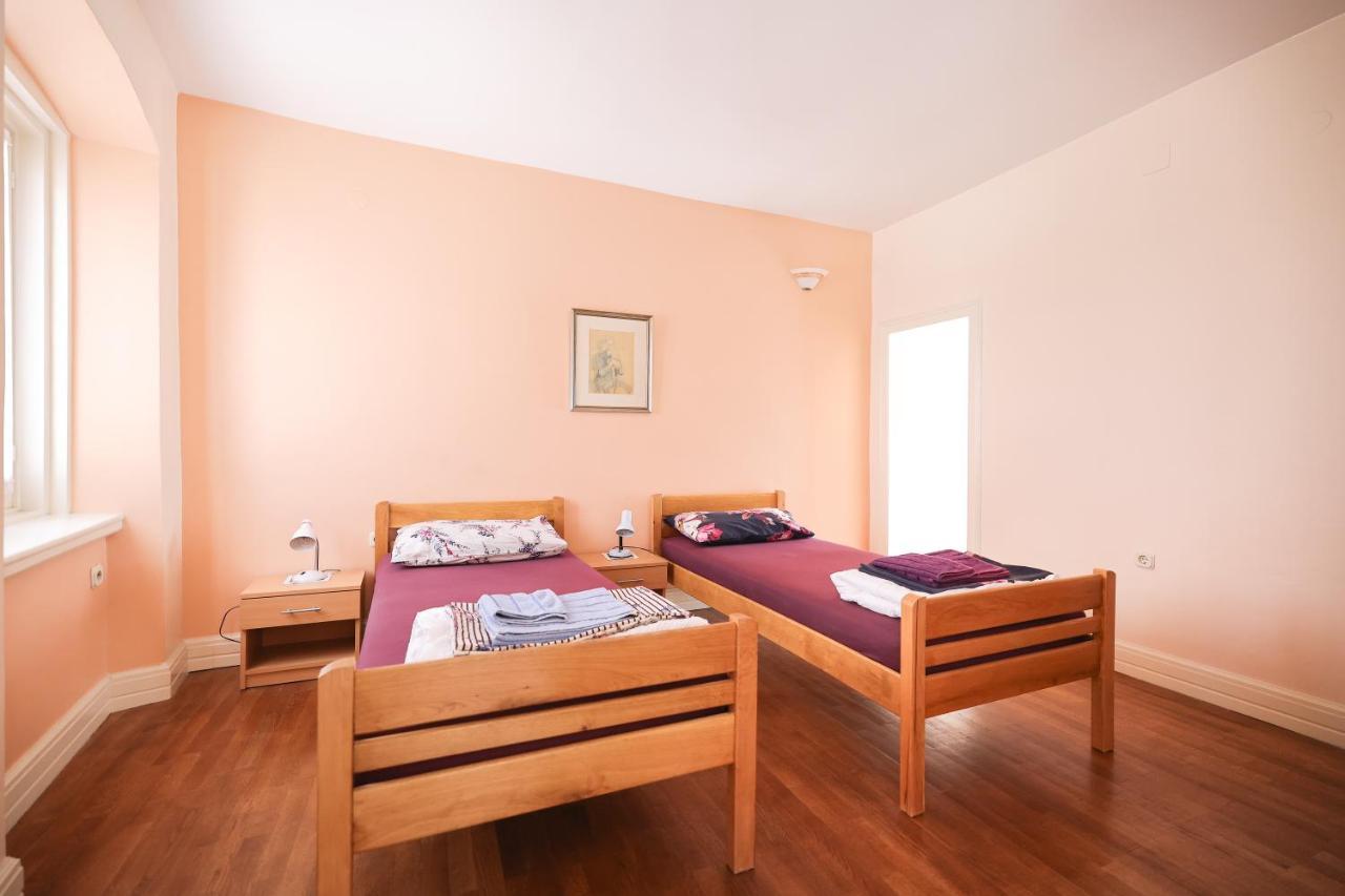Two Bedroom Apartment In City Center Igor Zadar Zewnętrze zdjęcie
