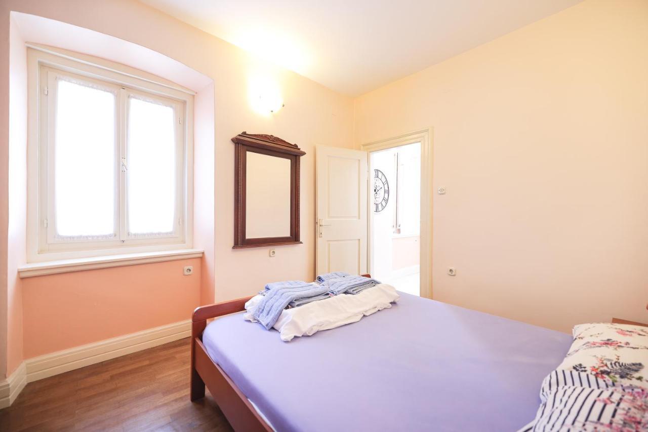 Two Bedroom Apartment In City Center Igor Zadar Zewnętrze zdjęcie