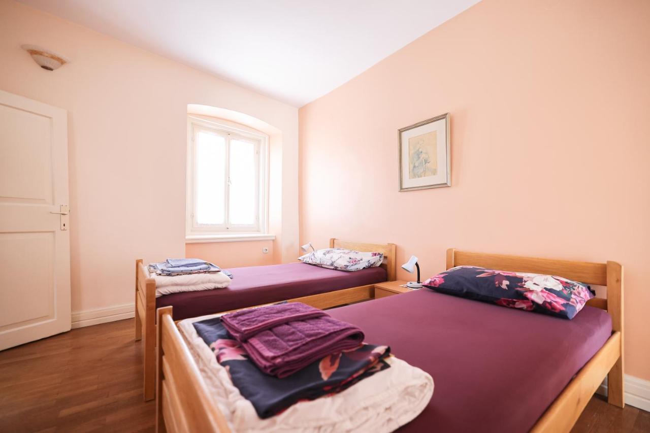 Two Bedroom Apartment In City Center Igor Zadar Zewnętrze zdjęcie